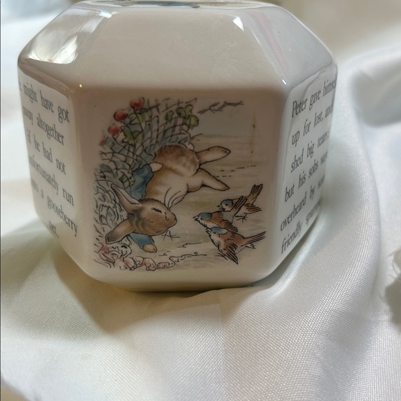 Peter Rabbit bank - Picture 8 of 9